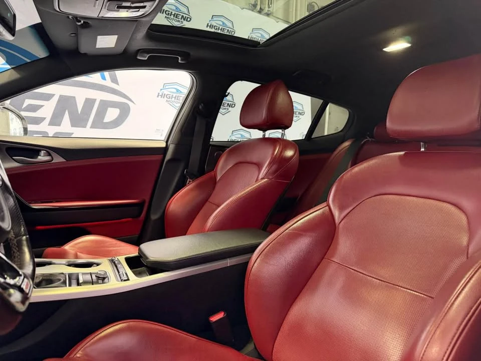 2021 Kia Stinger GT - Image 9 of 13