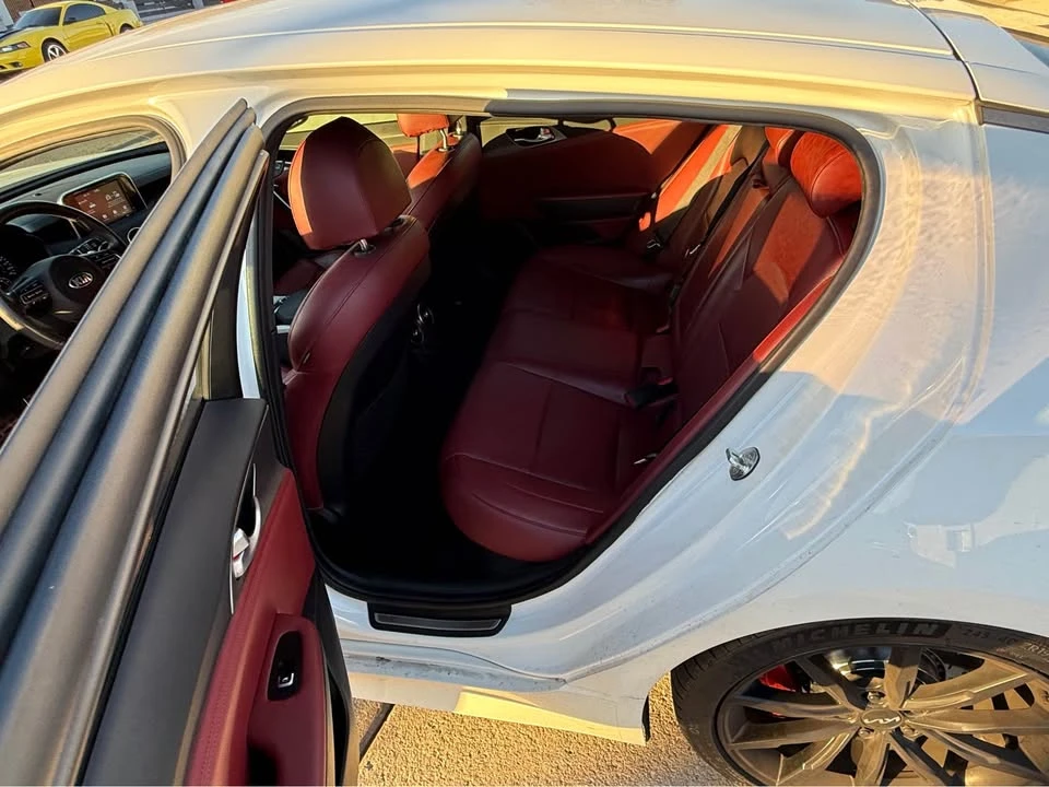 2021 Kia Stinger GT - Image 12 of 19