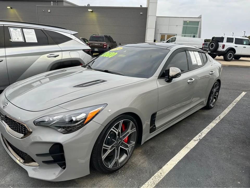 2021 Kia Stinger GT - Image 2 of 7