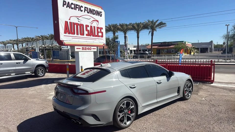 2021 Kia Stinger - Image 3 of 9
