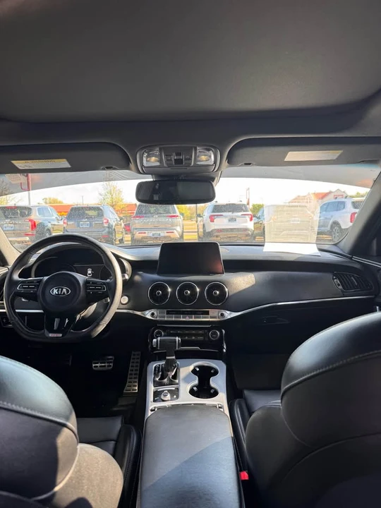 2021 Kia Stinger GT - Image 7 of 10