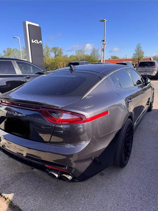 2021 Kia Stinger GT - Image 2 of 10
