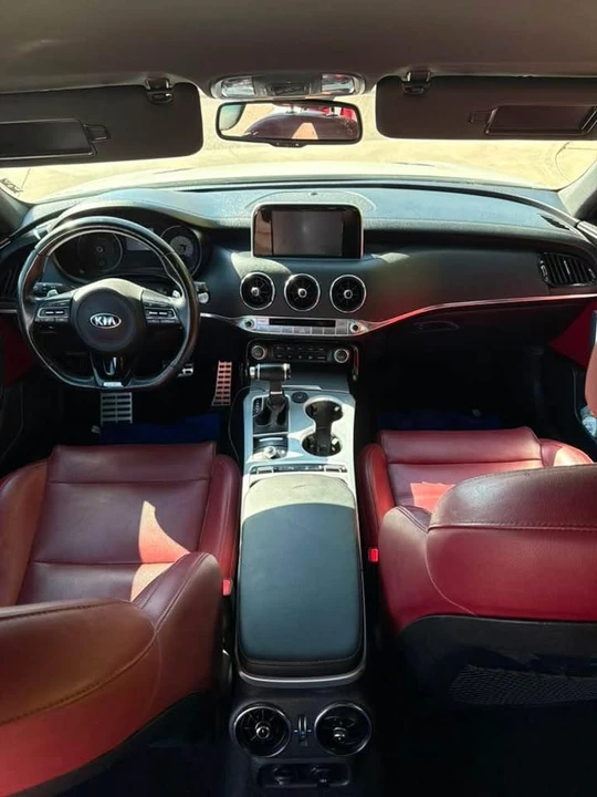 2021 Kia Stinger GT - Image 3 of 10