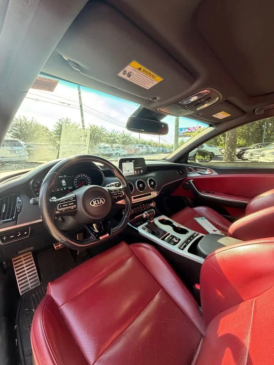 2021 Kia Stinger GT - Image 8 of 16
