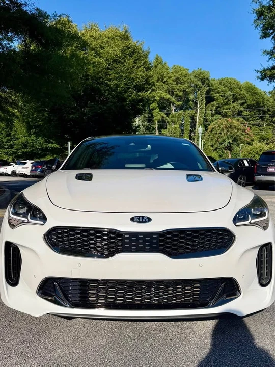 2021 Kia Stinger GT - Image 2 of 16