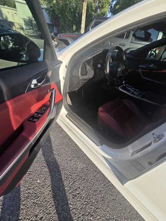 2021 Kia Stinger GT - Image 6 of 12