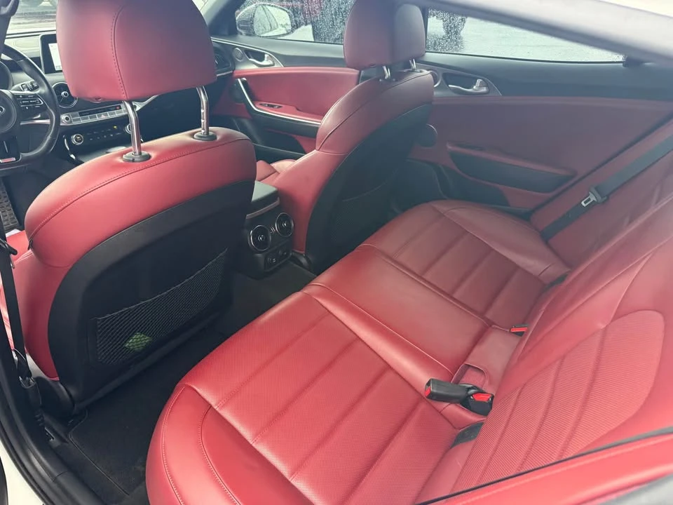 2021 Kia Stinger GT - Image 9 of 15