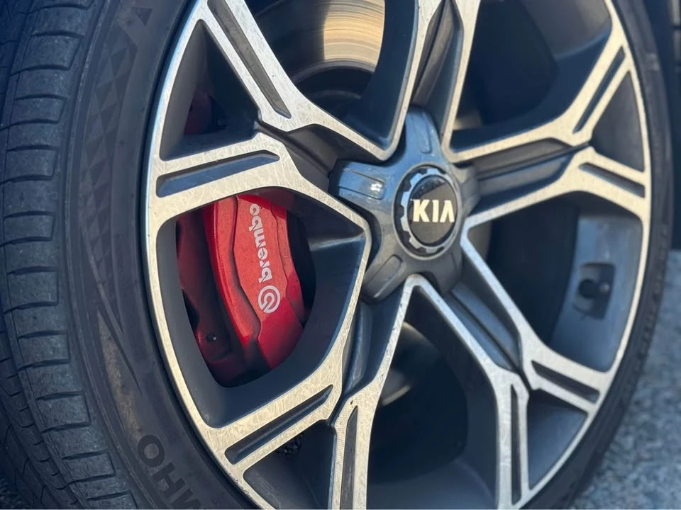 2021 Kia Stinger GT - Image 4 of 8