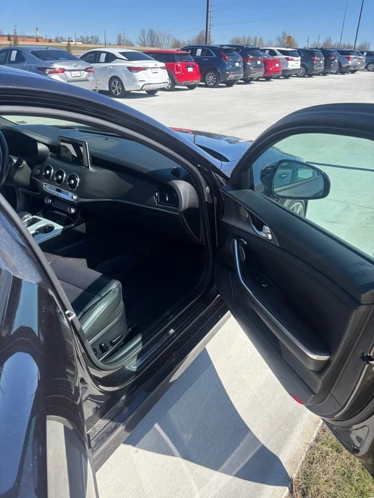 2021 Kia Stinger GT - Image 8 of 9