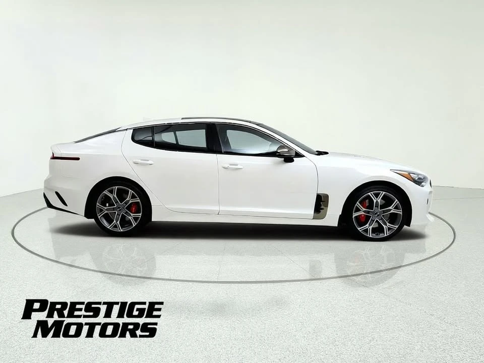 2021 Kia Stinger GT - Image 9 of 20