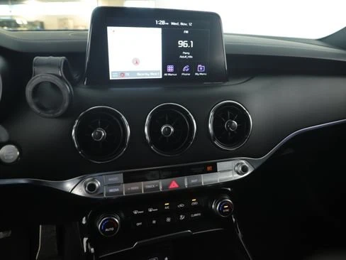 2021 Kia Stinger - Image 12 of 20