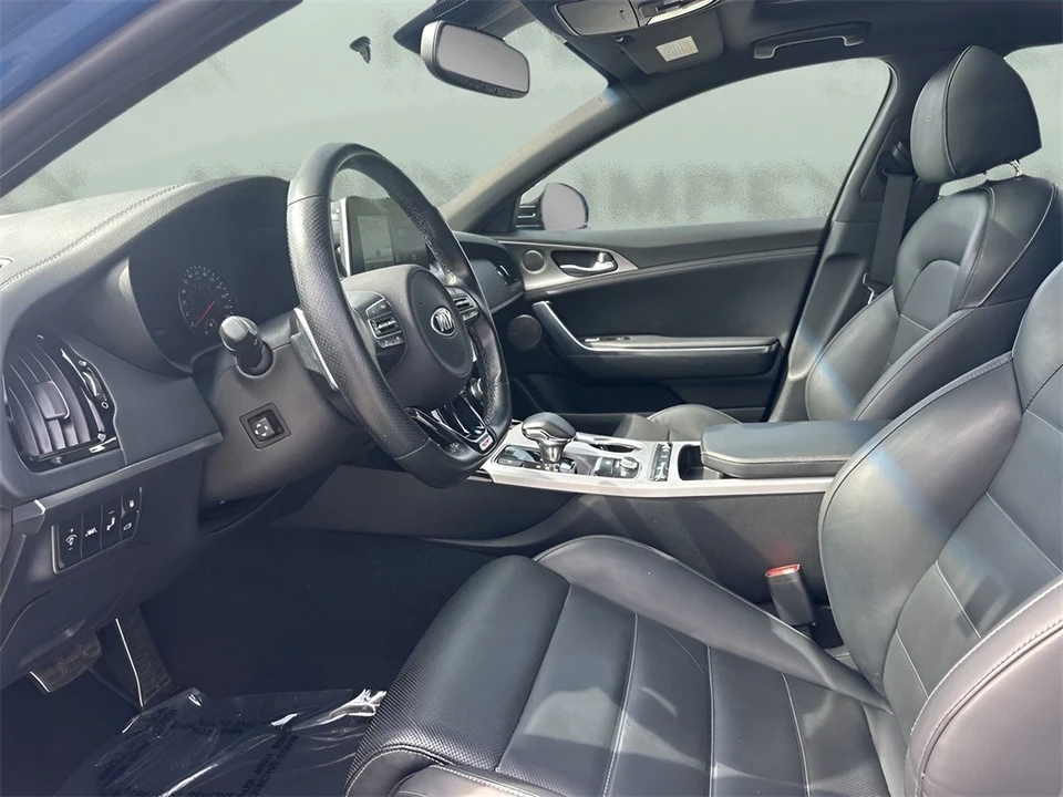 2021 Kia Stinger GT - Image 9 of 12