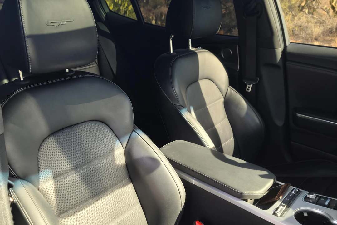 2021 Kia Stinger GT - Image 24 of 31