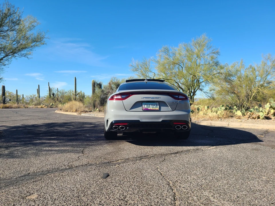 2021 Kia Stinger GT - Image 8 of 31