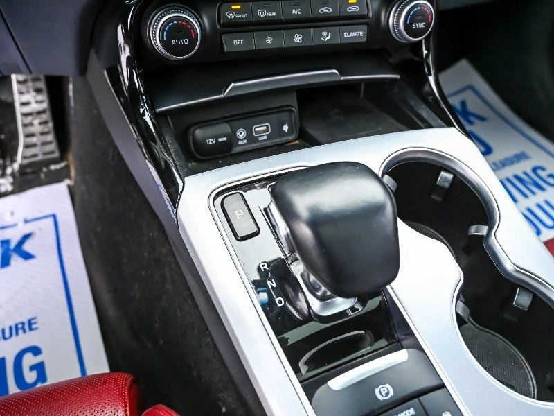 2021 Kia Stinger GT - Image 12 of 17