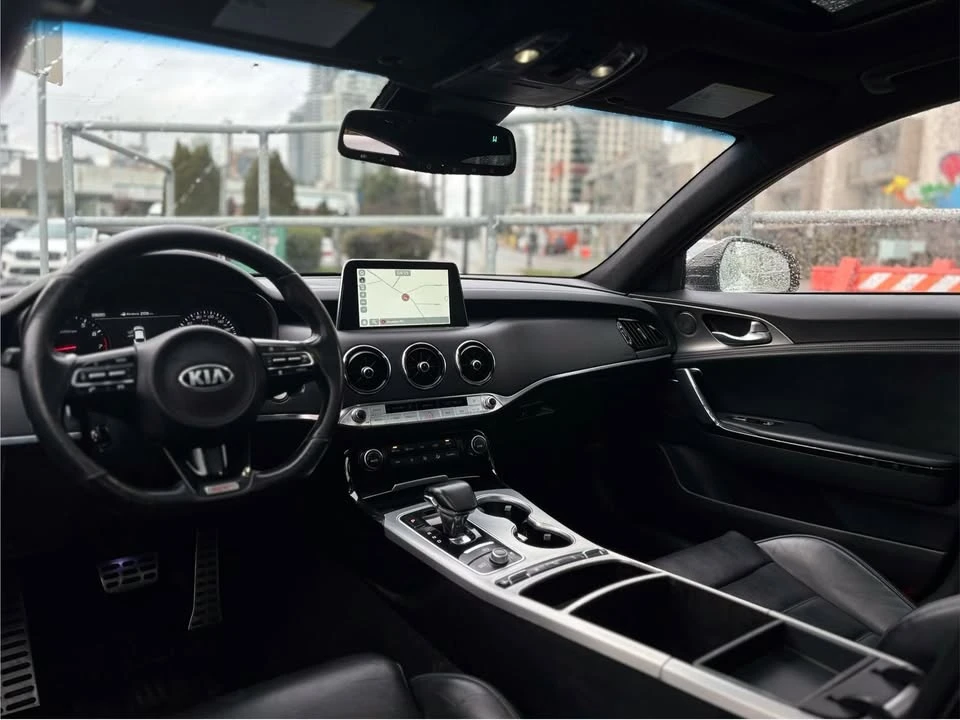 2021 Kia Stinger GT - Image 14 of 20