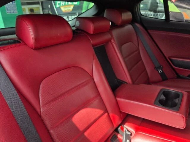 2021 Kia Stinger GT - Image 15 of 20