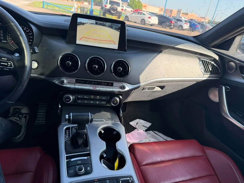 2021 Kia Stinger GT - Image 8 of 15