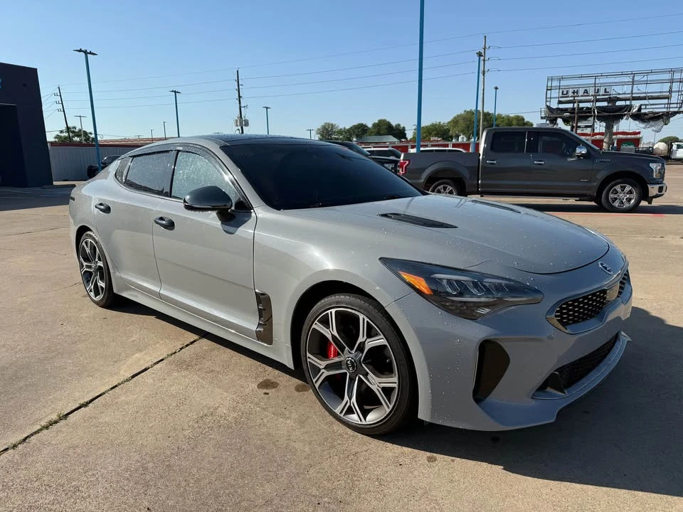 2021 Kia Stinger GT - Image 2 of 15