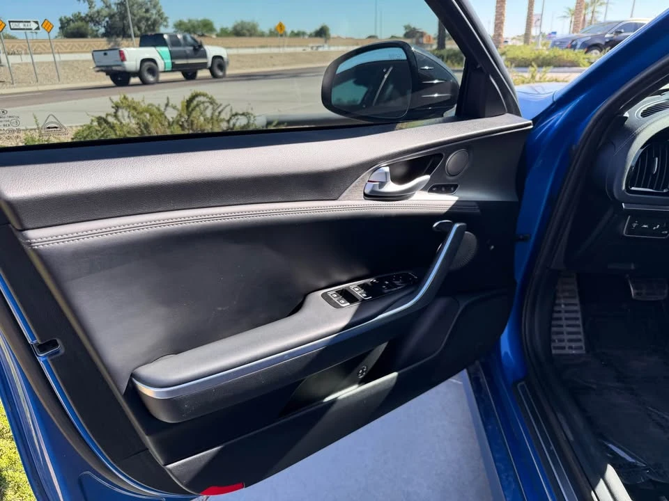 2021 Kia Stinger GT - Image 7 of 12