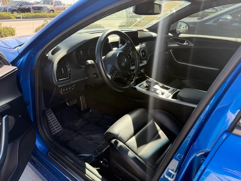2021 Kia Stinger GT - Image 6 of 12