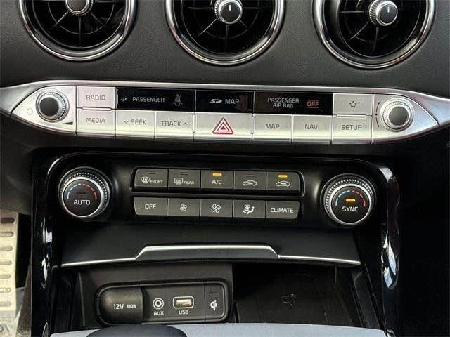 2021 Kia Stinger GT - Image 8 of 16