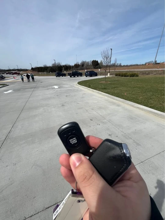 2021 Kia Stinger GT - Image 10 of 13