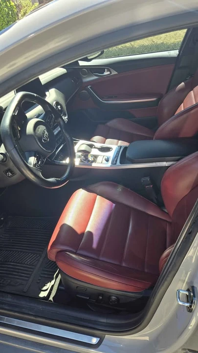 2021 Kia Stinger GT - Image 6 of 9