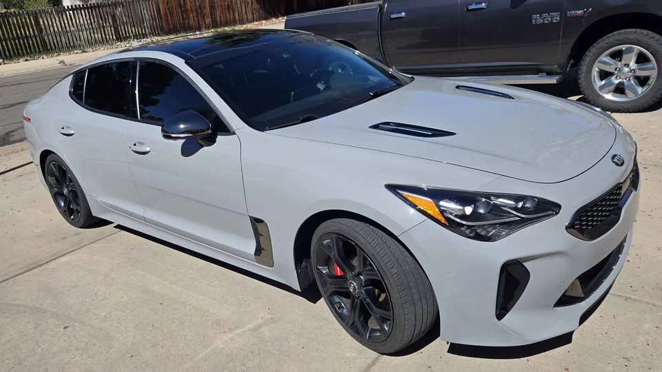 2021 Kia Stinger GT - Image 2 of 9