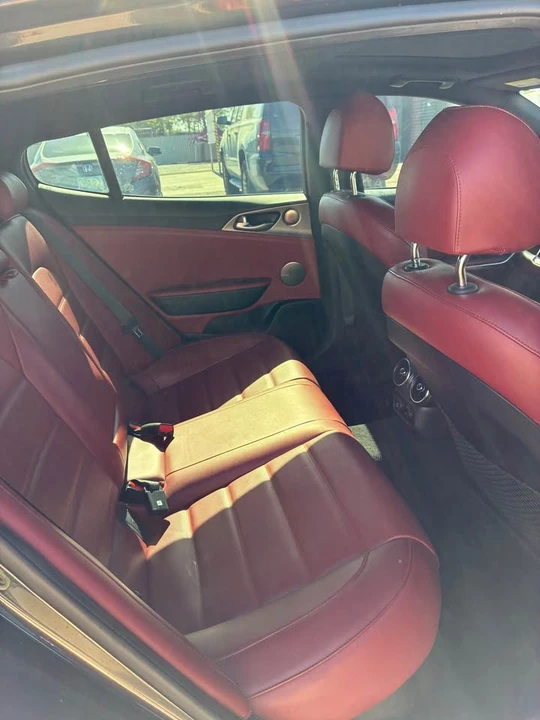 2021 Kia Stinger GT - Image 5 of 7