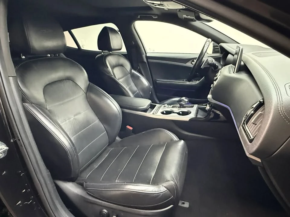 2021 Kia Stinger GT - Image 13 of 18