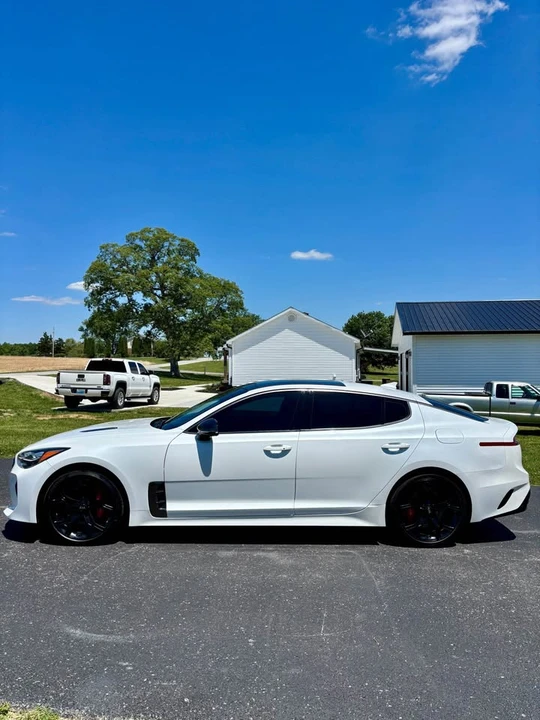 2021 Kia Stinger GT - Image 2 of 14