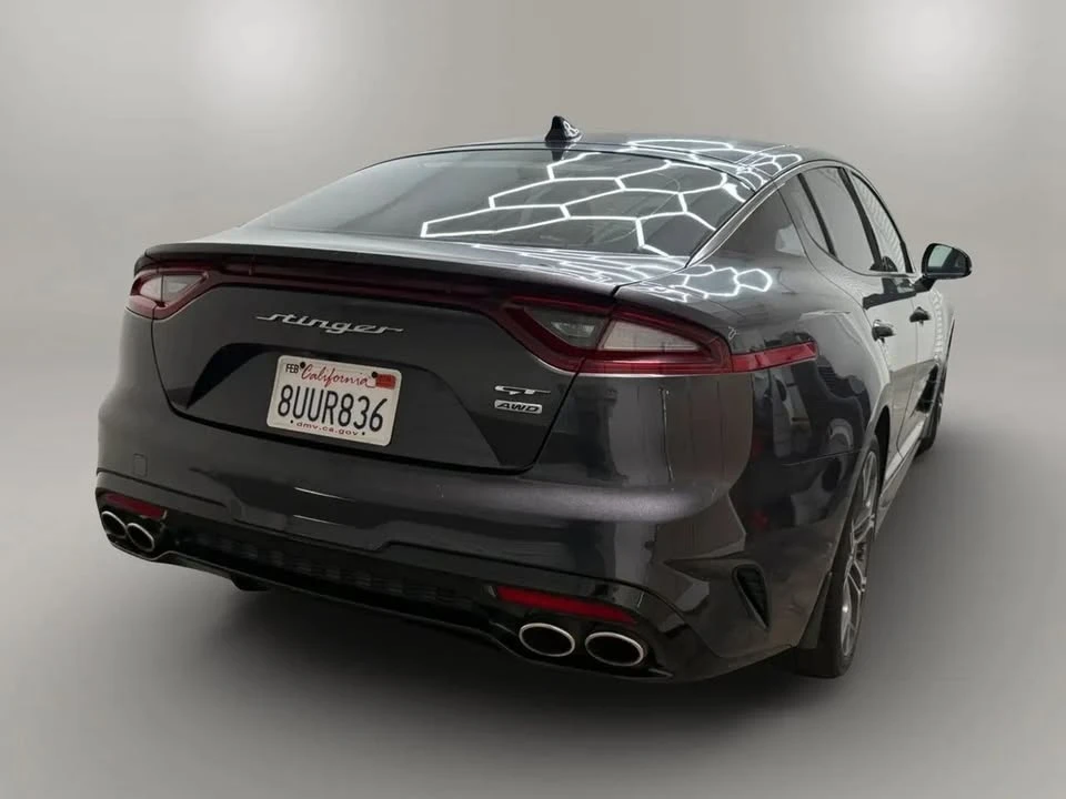 2021 Kia Stinger GT - Image 9 of 18