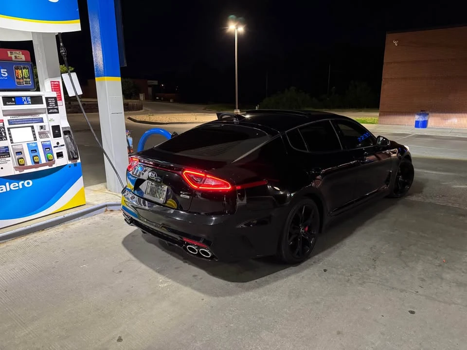 2021 Kia Stinger GT - Image 4 of 6