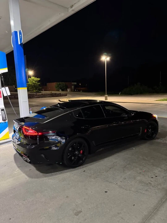 2021 Kia Stinger GT - Image 3 of 6