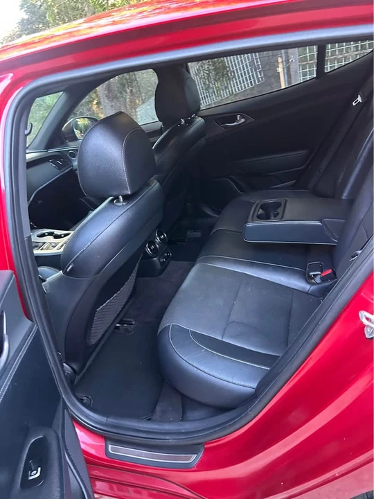 2021 Kia Stinger GT - Image 8 of 11