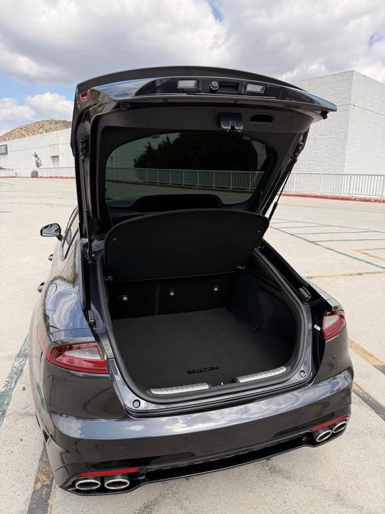 2021 Kia Stinger - Image 10 of 20