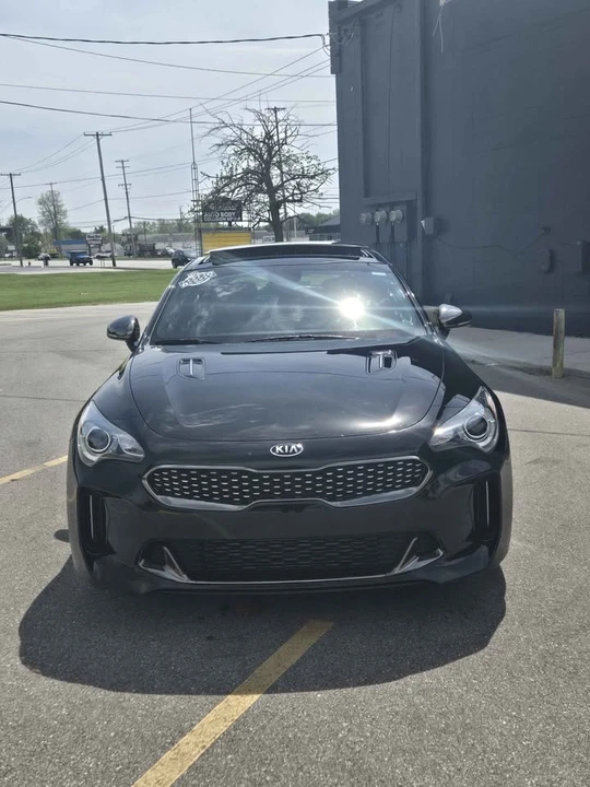 2021 Kia Stinger - Image 2 of 12