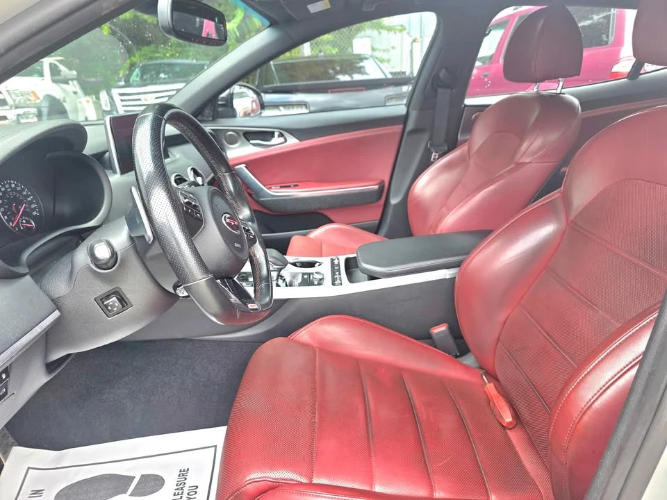 2021 Kia Stinger - Image 6 of 7