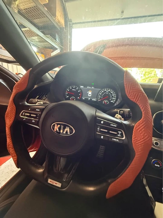 2021 Kia Stinger - Image 8 of 20