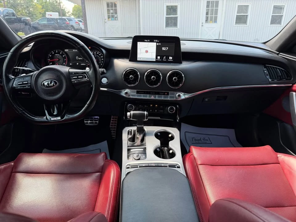 2021 Kia Stinger - Image 10 of 16