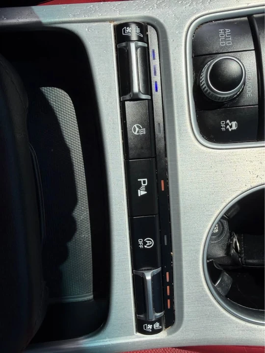 2021 Kia Stinger - Image 13 of 16