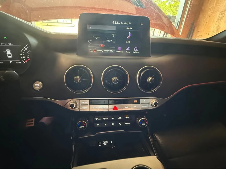 2021 Kia Stinger - Image 6 of 20