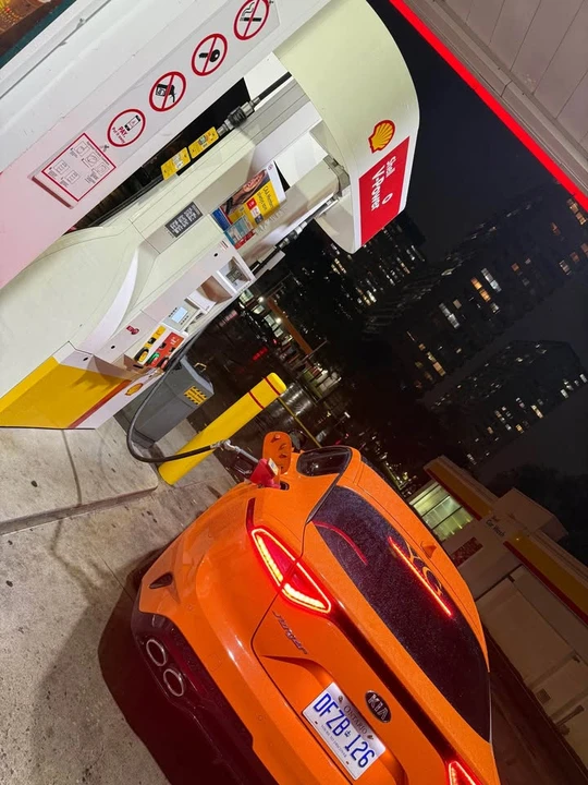 2021 Kia Stinger - Image 4 of 7