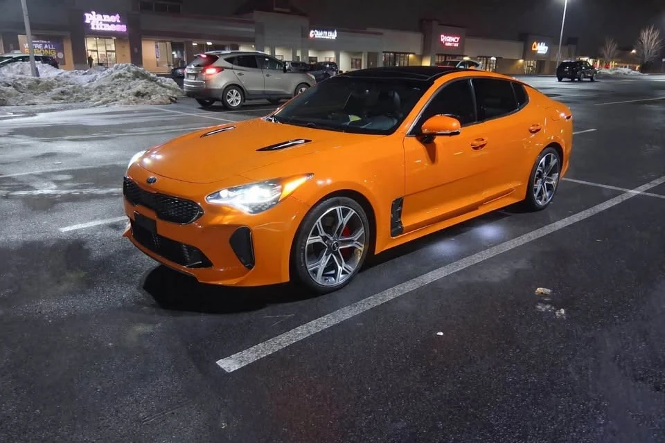 2021 Kia Stinger - Image 2 of 7
