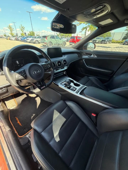 2021 Kia Stinger - Image 5 of 8