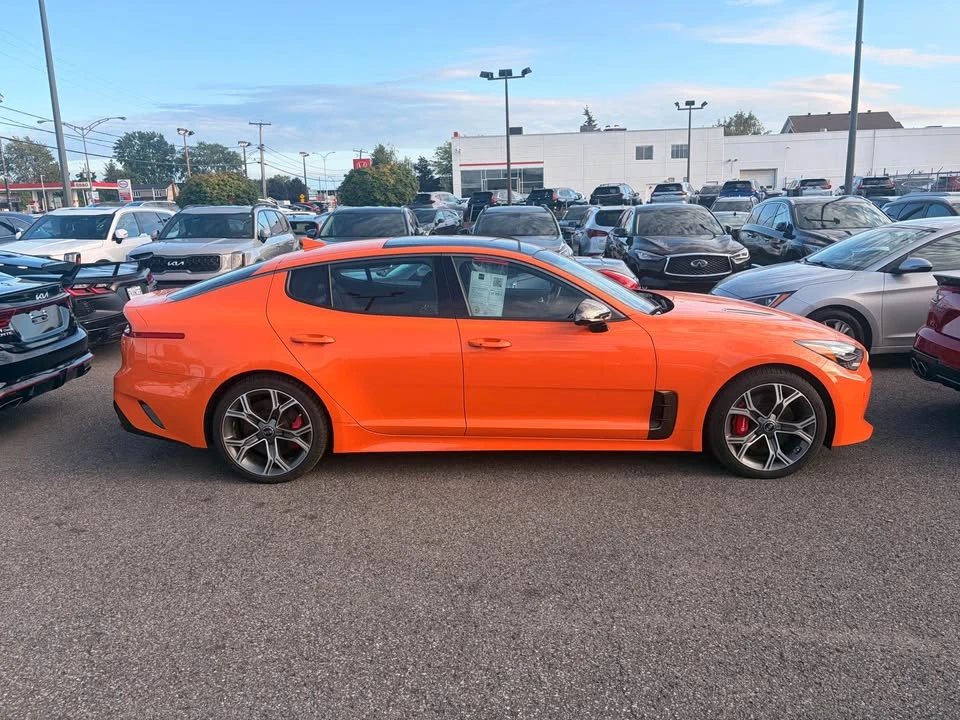 2021 Kia Stinger - Image 2 of 10