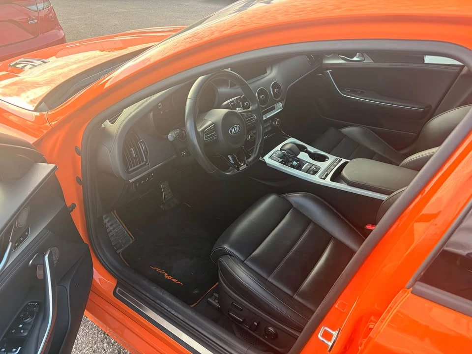 2021 Kia Stinger - Image 7 of 10
