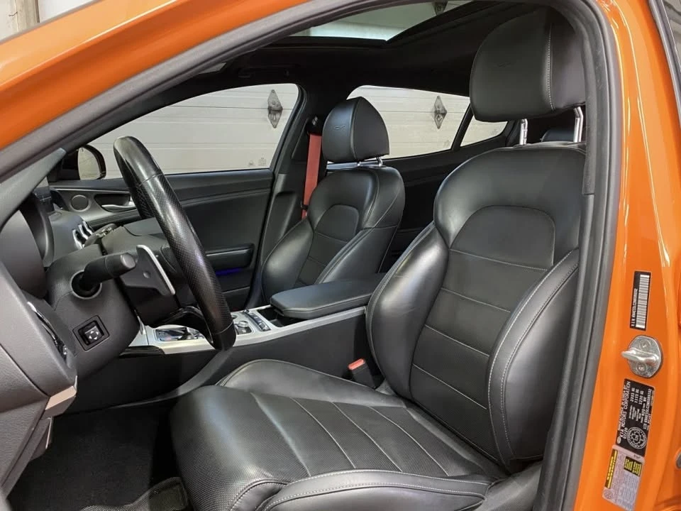 2021 Kia Stinger - Image 12 of 20