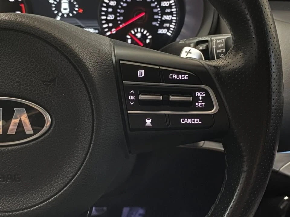 2021 Kia Stinger - Image 18 of 20